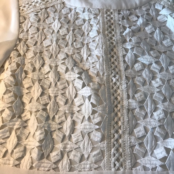 Embroidery blouse - Picture 2 of 4